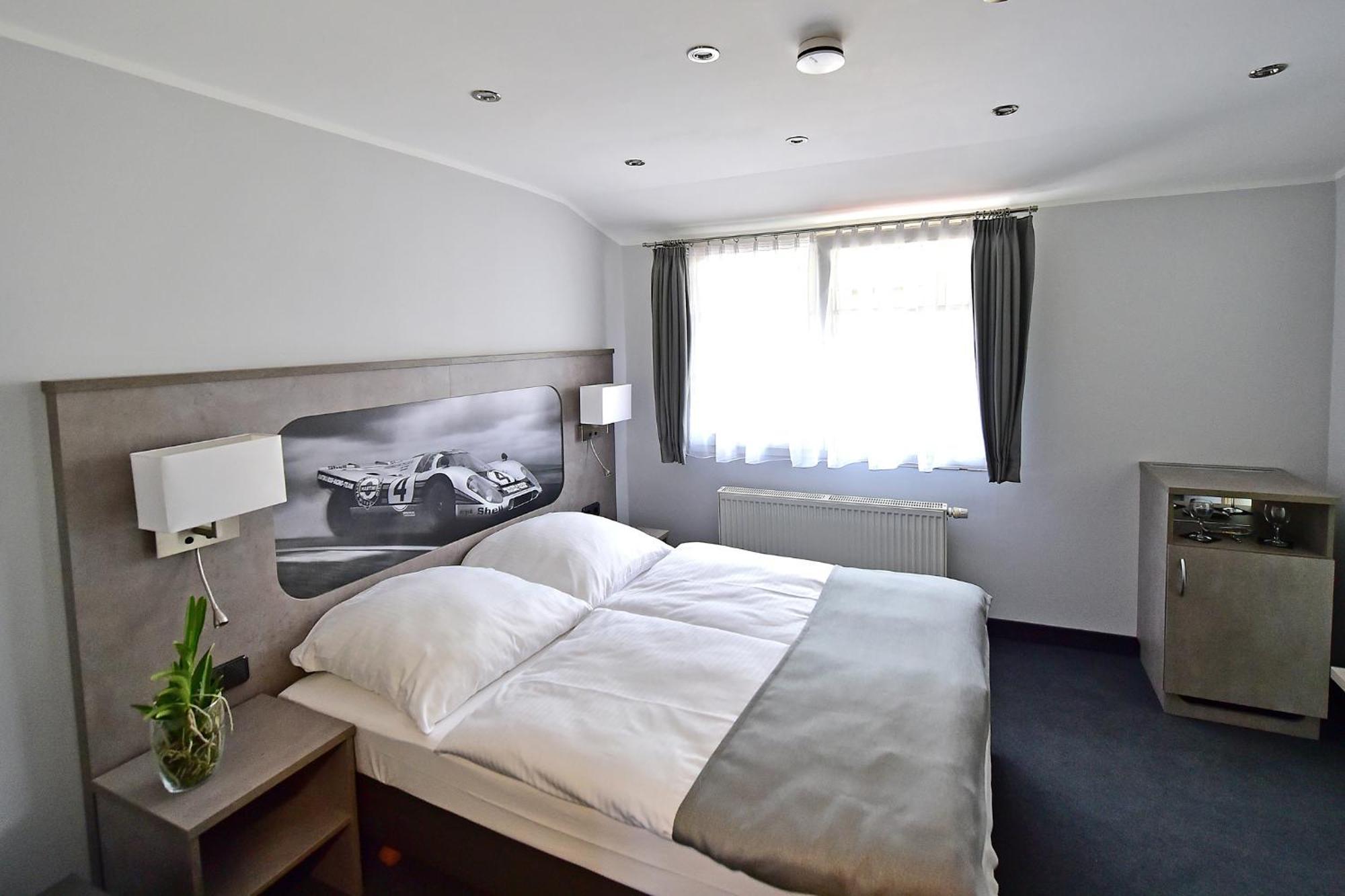 Gt3 Hotel Honerath Ngoại thất bức ảnh