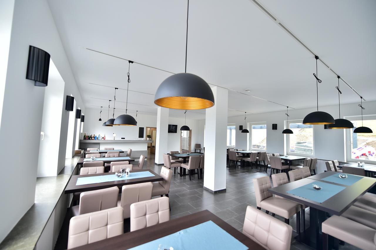 Gt3 Hotel Honerath Ngoại thất bức ảnh