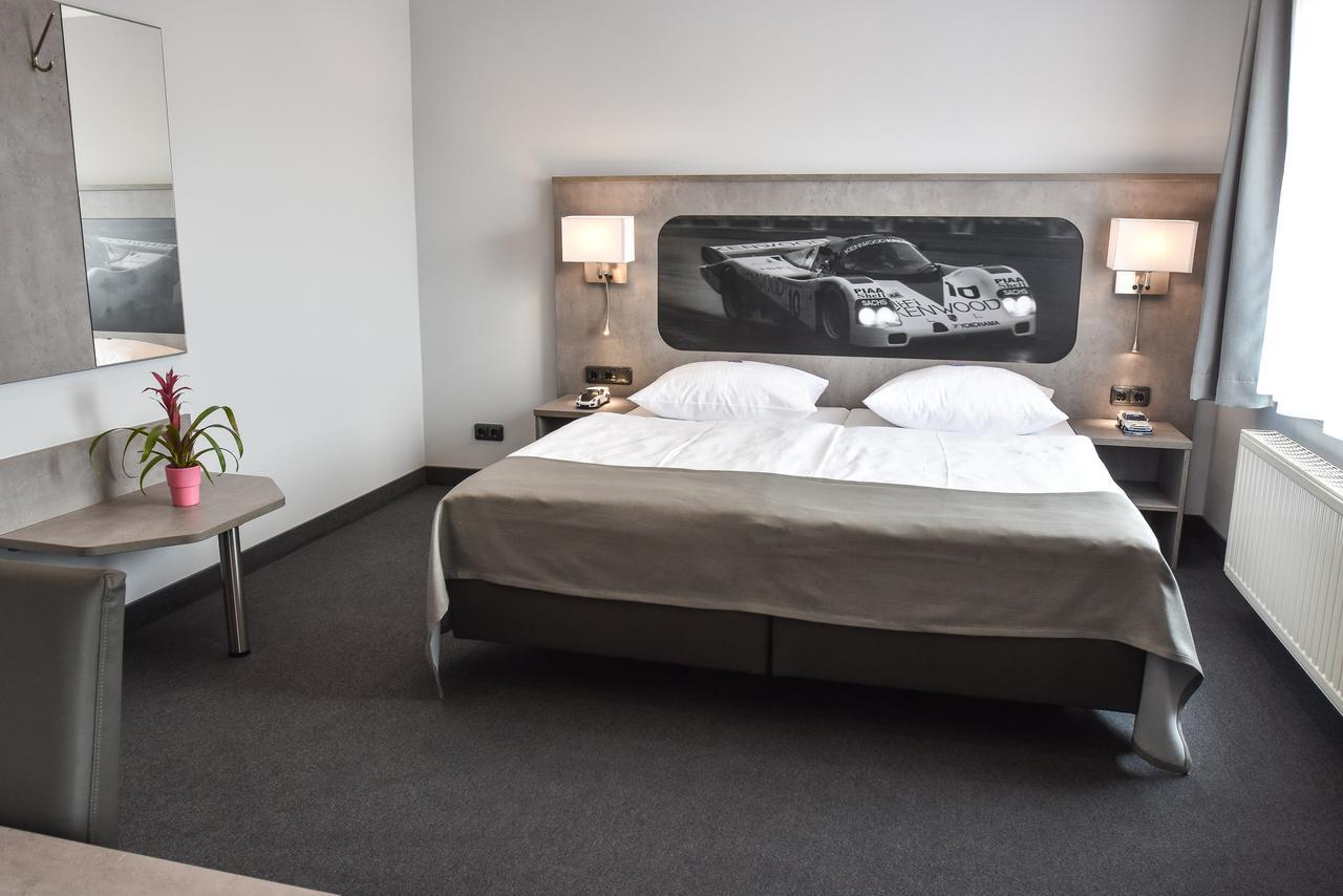 Gt3 Hotel Honerath Ngoại thất bức ảnh